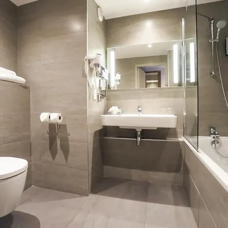 Western Du Parc Hotel 4*