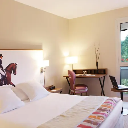 Western Du Parc Szálloda 4*