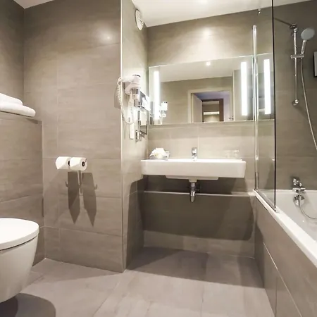 Western Du Parc Hotel Chantilly