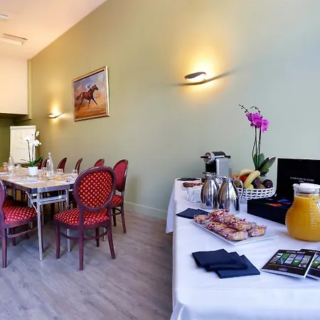 Western Du Parc Szálloda 4*