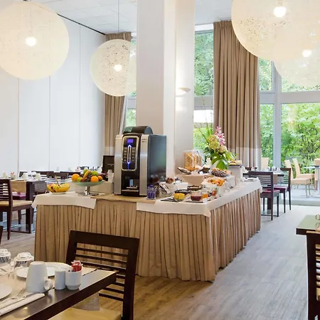 Western Du Parc 4*