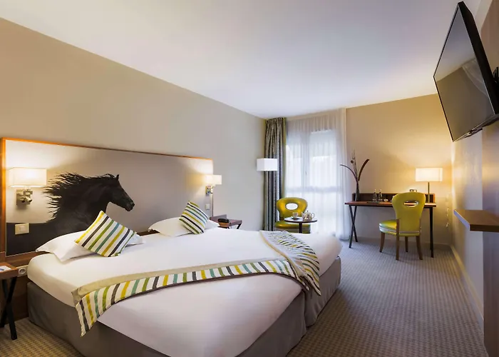 Western Du Parc 4* Chantilly