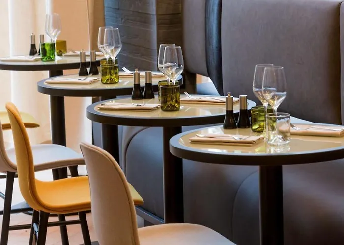 Western Du Parc 4* Chantilly