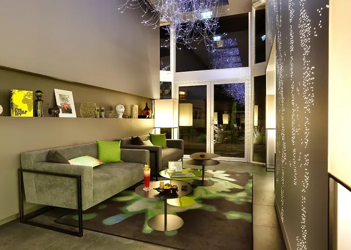 Hotel Western Du Parc Chantilly